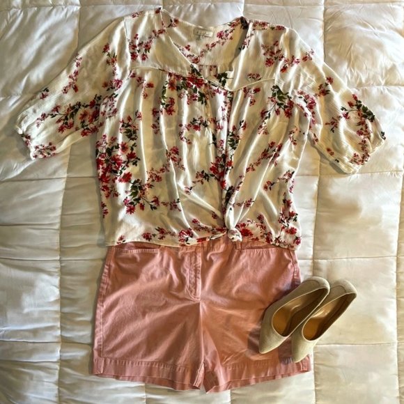 💙 B Skies Are Blue Floral Half Sleeve Top 3x Flow - Picture 1 of 6